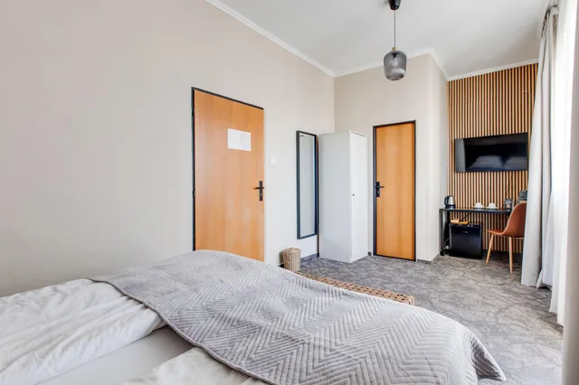 غرفة بسرير مزدوج بشرفة، Andante Hotel 3/8