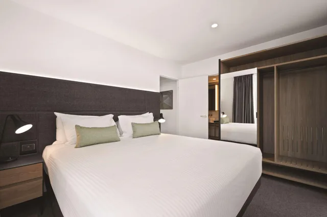 جناح جونيور بإطلالة على النهر، Vibe Hotel Melbourne 2/5