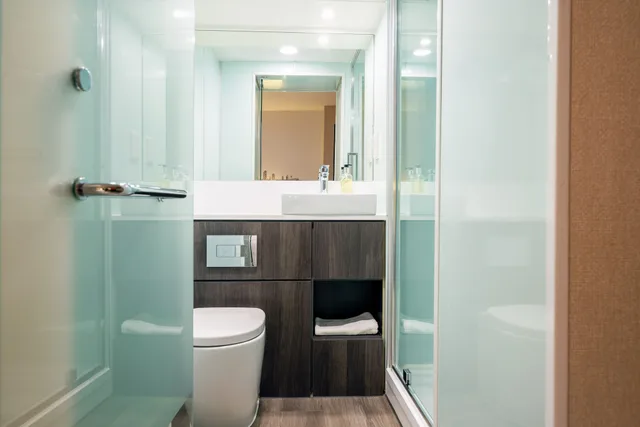 غرفة قياسية بسريرين منفصلين، easyHotel Leeds City Centre 9/10