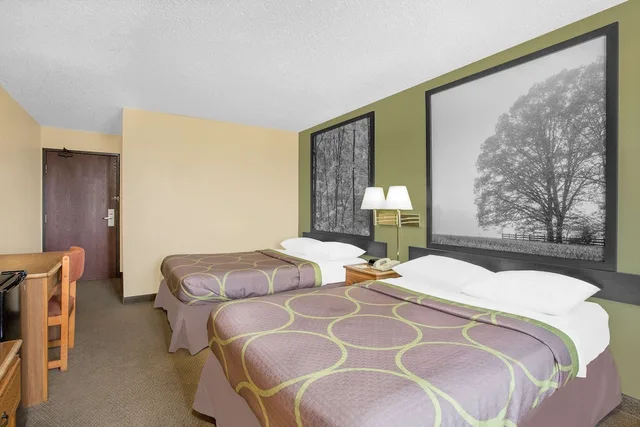 Room, 2 Double Beds, Super 8 by Wyndham Roanoke VA 2/6