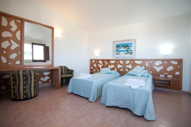 غرفة بسرير كوين، Club Esse Gallura Beach Village 1/9