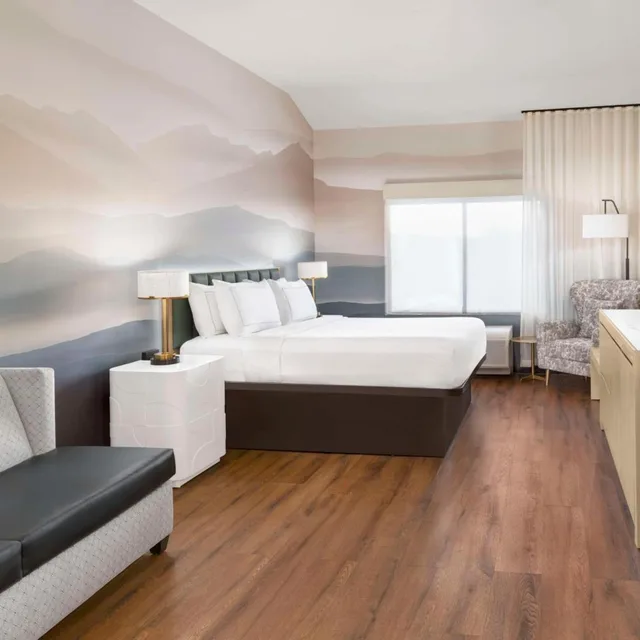جناح جونيور بسرير كينج بحوض استحمام لذوي الإعاقة، Doubletree By Hilton Hotel Phoenix - Gilbert 2/9