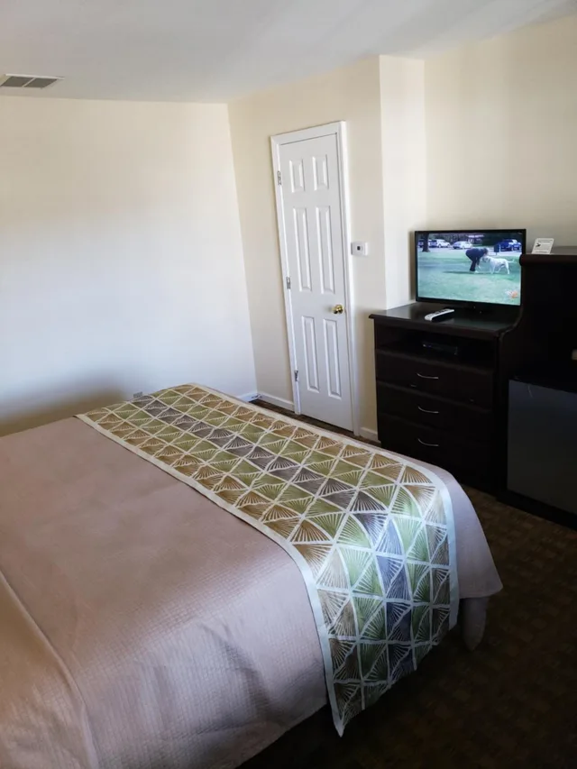غرفة بسرير كينج، Sea Girt Lodge 7/10
