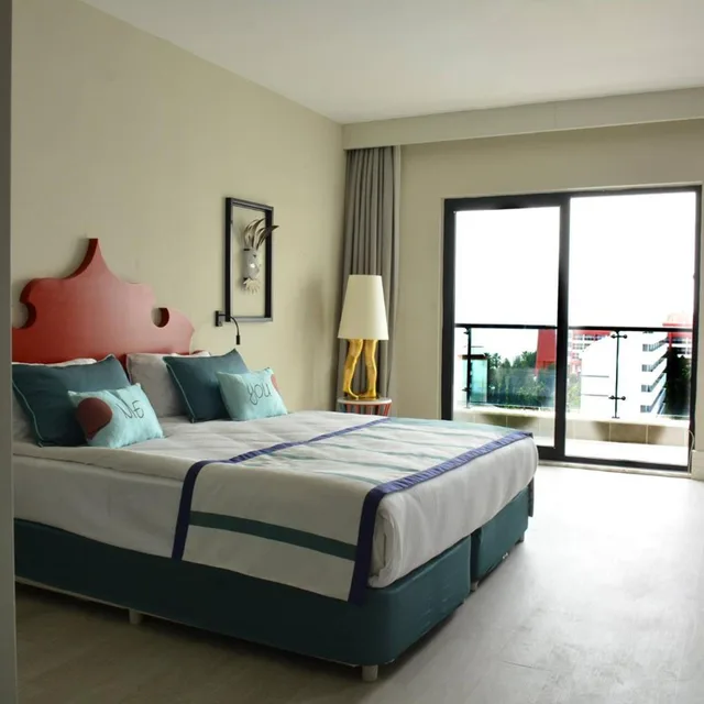 غرفة ديلوكس بسرير مزدوج أو سريرين منفصلين، Seaden Valentine Resort and Spa - Adults Only 1/10