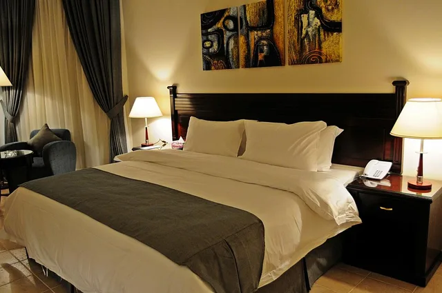 غرفة قياسية مفردة بسرير مزدوج، فندق التنفيذيين - العزيزية(Executives Hotel Azizia) 1/1
