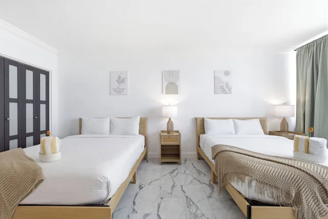 City, Quadruple, Double Bed, Sofa، Girasole Apartments 2/10