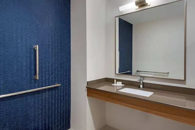 غرفة بسريرين كوين لذوي الإعاقة، Fairfield Inn & Suites by Marriott Charlotte Monroe 3/3