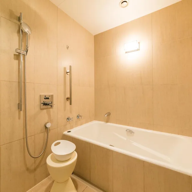 Club, Twin Beds, City View, High Floor, Oriental Hotel 3/5