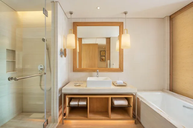 غرفة بسريرين مزدوجين بإطلالة على الحديقة بشرفة، SHERATON SANYA HAITANG BAY RESORT 2/3