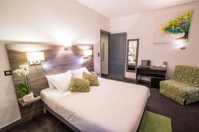 غرفة سوبيريور بسرير مزدوج، COMFORT HOTEL ACTUEL CHAMBERY CENTRE 4/10
