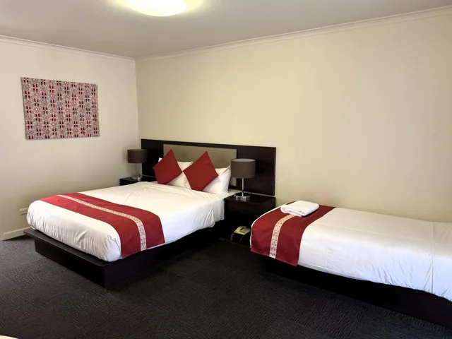 غرفة سوبيريور بسرير كوين وسرير فردي، Botanical Hotel 3/5