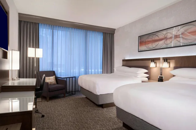 غرفة بسرير مزدوج، Dallas Marriott Downtown 1/5