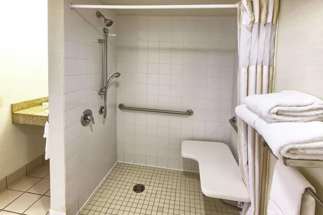 غرفة بسريرين كوين، Hilton Garden Inn Kent Island Marina 3/3