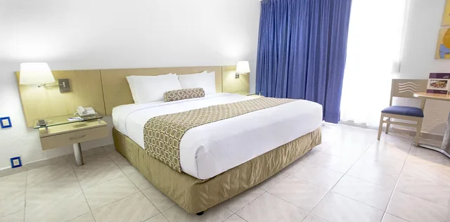 غرفة ديلوكس بإطلالة جزئية على البحر، HS Hotsson Smart Acapulco 3/5
