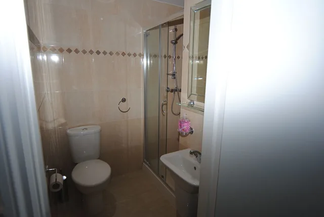 غرفة رباعية بسريرين مزدوجين، Tony's House Hotel 5/10