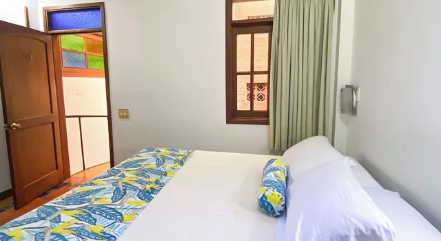 غرفة بريميوم بسرير كينج، Casa Santa Monica 3/4