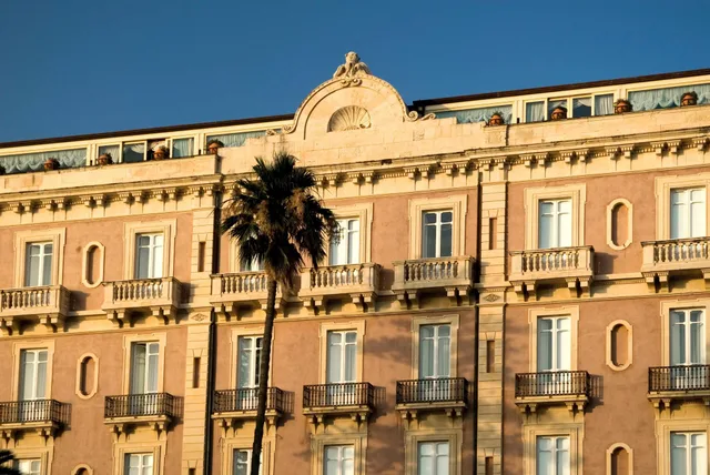غرفة تُحدَّد عند الوصول، Grand Hotel Des Etrangers 1/1