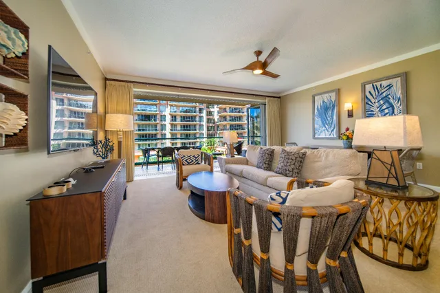 2 Bathrooms, Ocean View, Sofa, Laundry, Kitchen، OUTRIGGER Honua Kai Resort & Spa 1/2