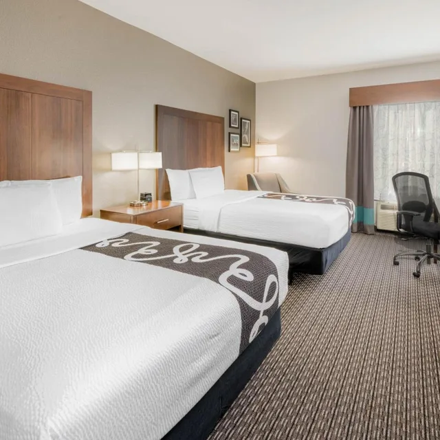 غرفة ديلوكس بسريرين كوين، La Quinta Inn & Suites by Wyndham Fort Worth Arlington West 2/7