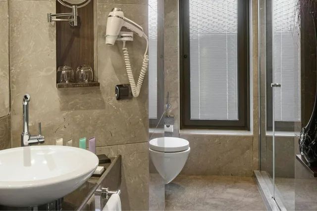 1 Bedroom, Bi Level, Loft, Suite, Double Bed, Bosphorus View, Sofa، Gezi Hotel Bosphorus, Istanbul, a Member of Design Hotels - Special Class 4/7