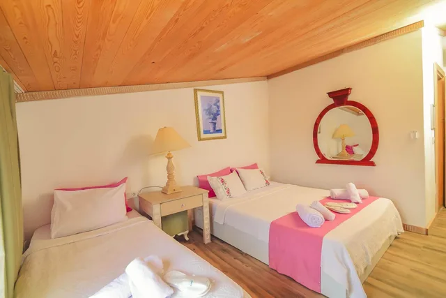 Room, Double Bed, Balcony, Alacati Asmali Konak Hotel 4/10