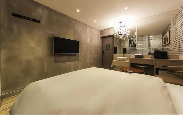Deluxe, Double Bed, No Parking، Hotel Lassa 3/3