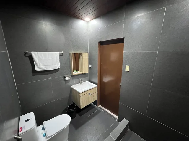 Premium, Queen Bed, Rossa Hotel 10/10