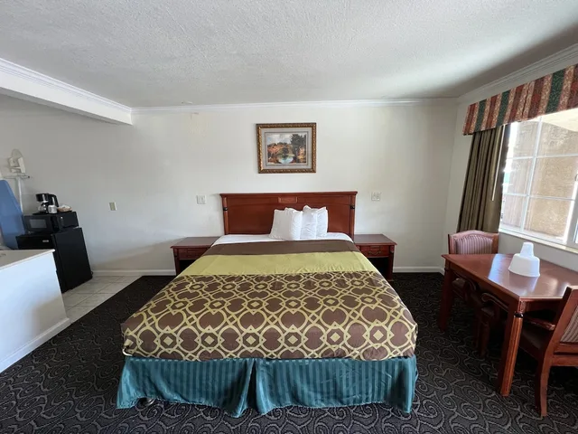 غرفة بسرير كينج، Americas Best Value Inn Hanford 1/3