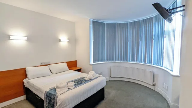 غرفة بسرير مزدوج، Shepiston Lodge Heathrow 1/1