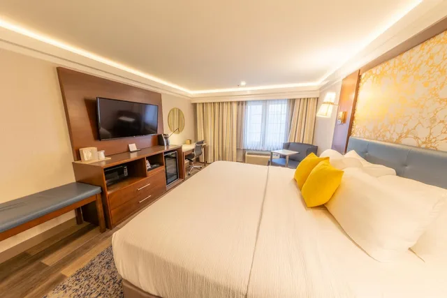 غرفة قياسية بسرير كينج لذوي الإعاقة، The Westfield Inn, BW Signature Collection 4/10