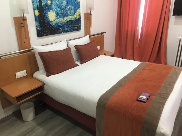 Comfort, Double Bed, Morand Hotel 4/10