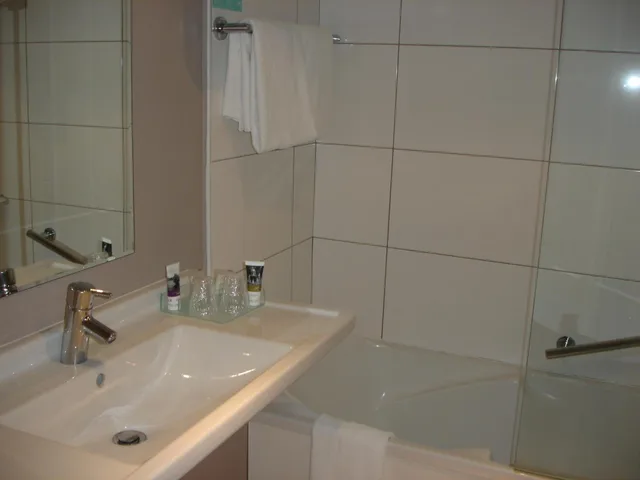 Superior, Double Bed, Garden Side, Sofa، Mercure Angers Centre De Congres 4/5
