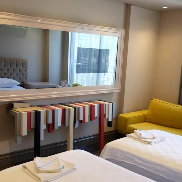 جناح تنفيذي، Upper House Hotel 6/10