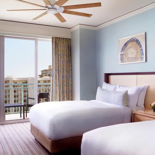 Room, 2 Queen Beds, Partial View, Low Floor، The Ritz Carlton Key Biscayne 1/3