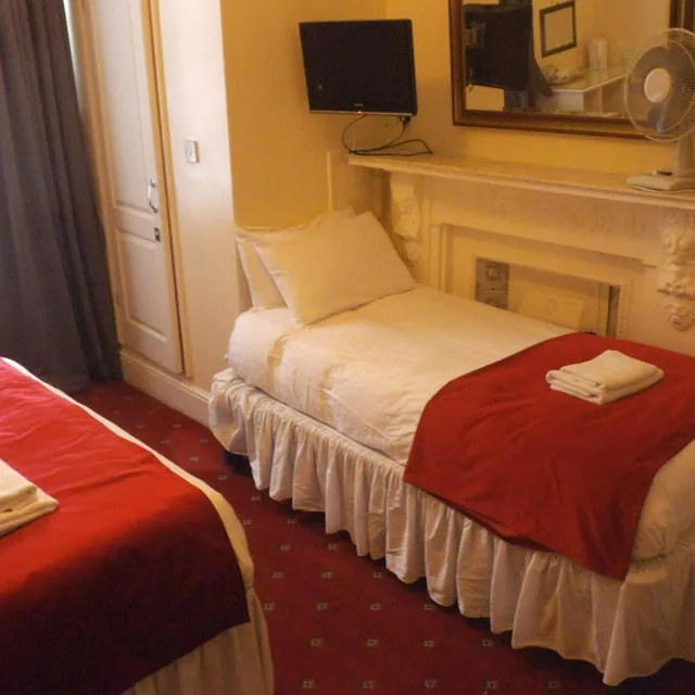 غرفة ثلاثية، Arran House Hotel 4/10