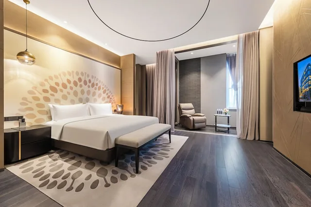 جناح بسرير كوين، Cachet Boutique Kunming Artime 1/3