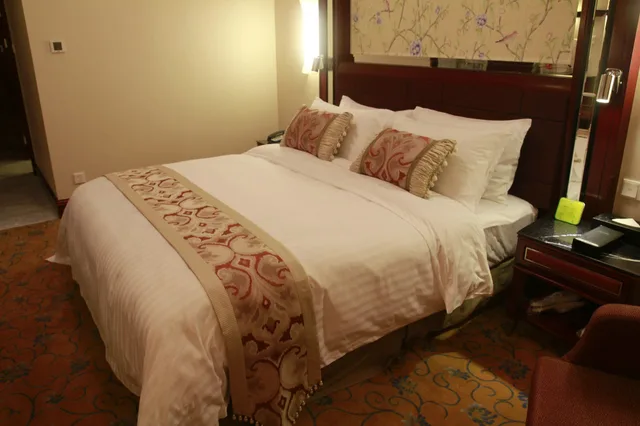 غرفة بزنس بسرير كوين، Xiaogan Yuji Grand Hotel 2/2