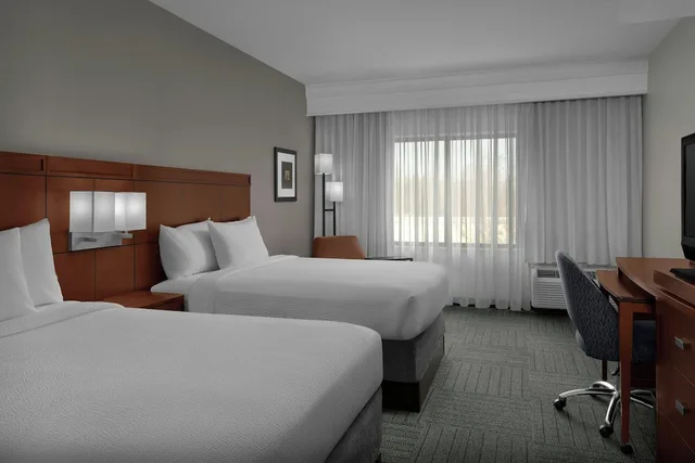 room, 2 queen beds, Courtyard Greensboro Airport 2/10