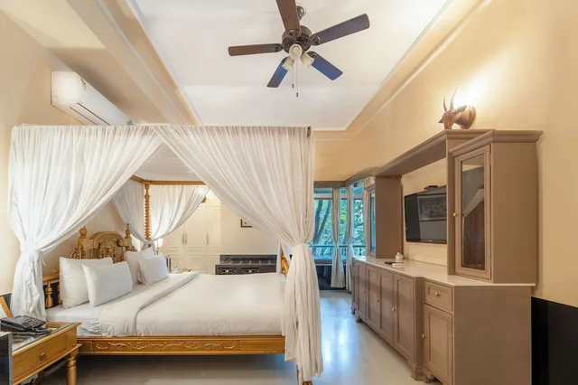 جناح ملكي بسرير كينج، ROYAL RETREAT 5/10