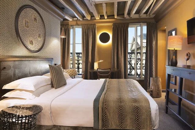 غرفة سوبيريور بسرير مزدوج بشرفة، Hotel Les Dames Du Pantheon 2/3