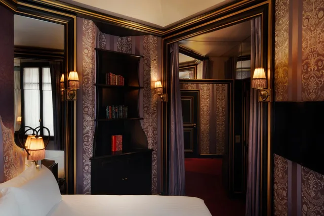 جناح جونيور بسرير كوين، Maison Souquet 6/6