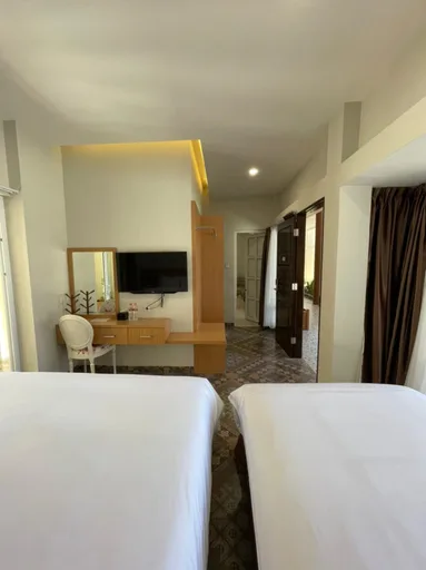 غرفة قياسية بسريرين منفصلين، Lims Hotel 1/2