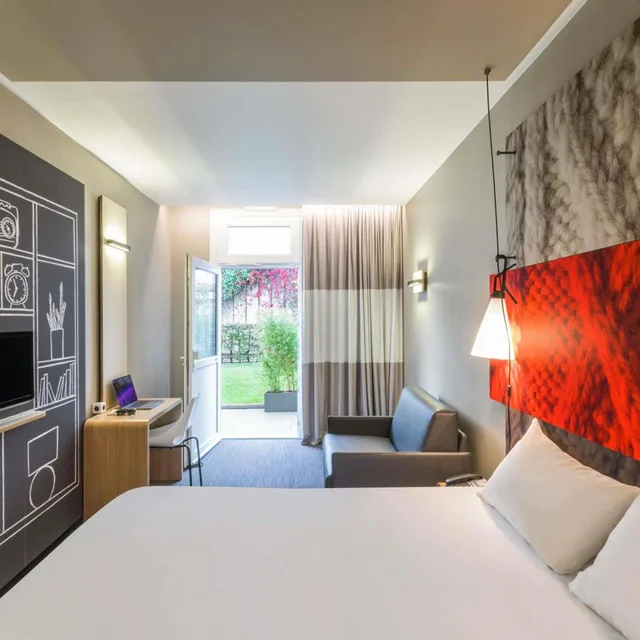 غرفة قياسية بسرير مزدوج مع أريكة، The Bryson Hotel 3/5