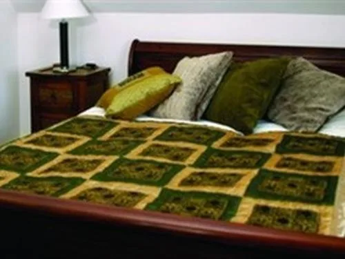 Room, Double Bed, The Swan Inn 1/1