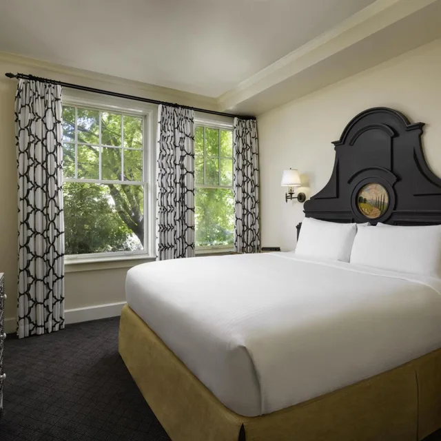 1 Bedroom, Signature, Suite, King Bed, Garden View, Balcony or Patio, Sofa, Hot Tub، Fairmont Sonoma Mission Inn & Spa 1/4