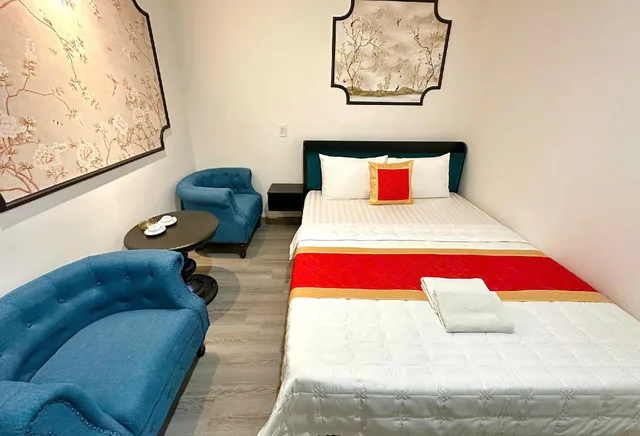 Standard, Double Bed, Roomatsaigon 2/2