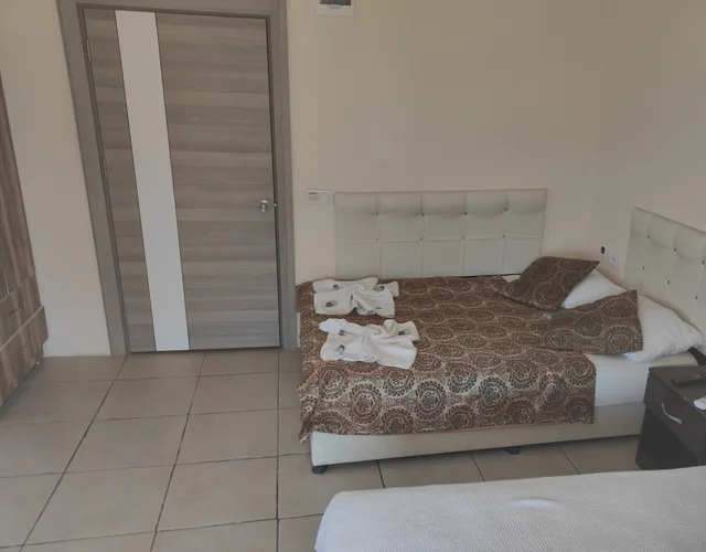 غرفة قياسية ثلاثية بثلاثة أسرّة، Romeo Beach Hotel 8/10