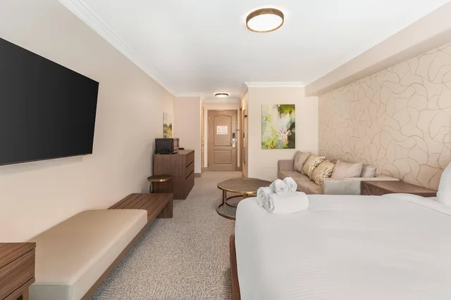 غرفة قياسية بسرير كوين، Velora Hinton, an Ascend Hotel Collection 7/9