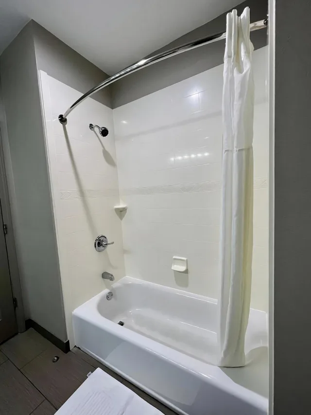 غرفة كلاسيكية ثلاثية، Catoosa Inn and Suites 7/8