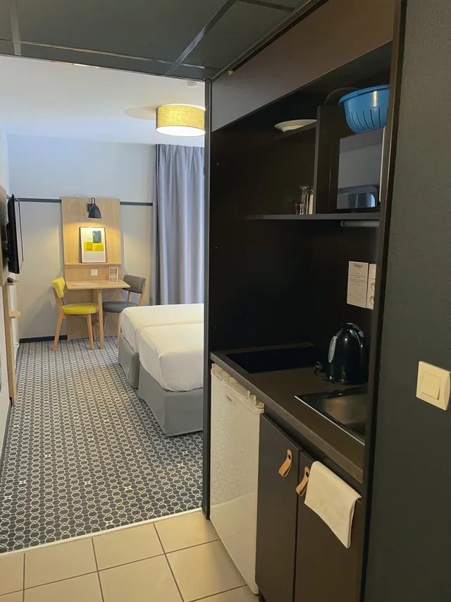 2 Bedrooms, Suite, Odalys City Bioparc Lyon Est 7/7